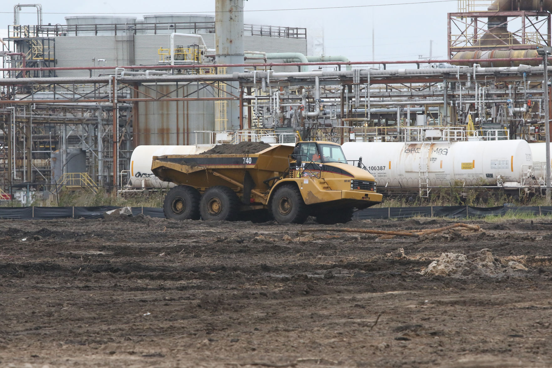 Lear Corporation breaks ground on its new Hammond facility